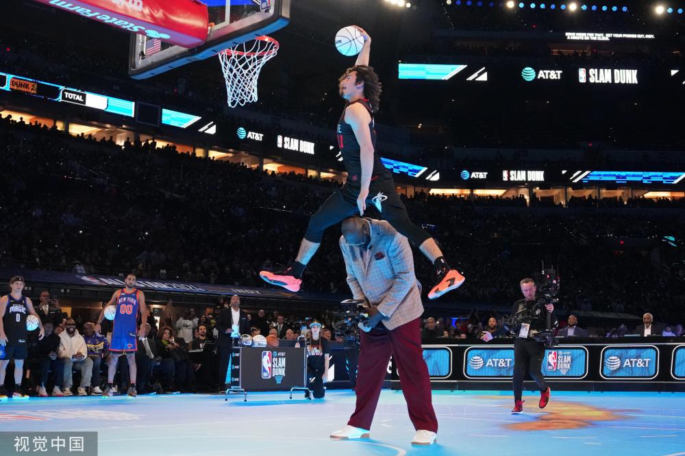 埃因霍温更 埃因霍温更